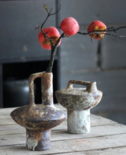 Load image into Gallery viewer, Ceramic Retro Vase