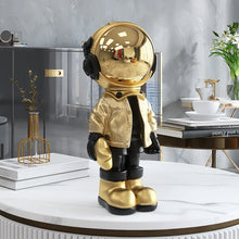 Load image into Gallery viewer, Street Art Astronaut