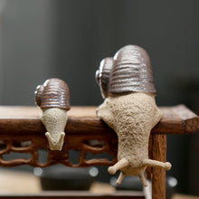 Load image into Gallery viewer, Ceramic Snail Ornament