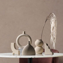 Load image into Gallery viewer, Ceramic Abstract Vase