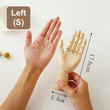 Load image into Gallery viewer, Wooden Hand Figurines