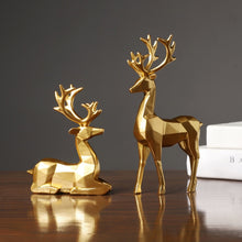 Load image into Gallery viewer, Geometric Reindeer Sculptures