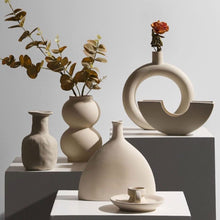 Load image into Gallery viewer, Ceramic Abstract Vase