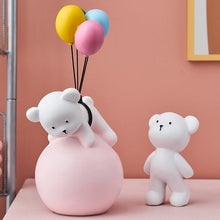 Load image into Gallery viewer, Baby Polar Bear With Balloons