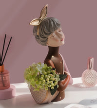 Load image into Gallery viewer, Retro Modern Lady Decorative Vase