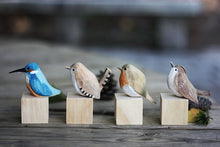Load image into Gallery viewer, Wooden Bird Figurines