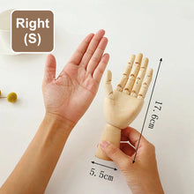Load image into Gallery viewer, Wooden Hand Figurines