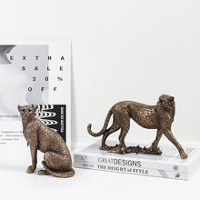 Load image into Gallery viewer, Retro Leopard Figurine