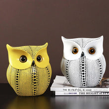 Load image into Gallery viewer, Abstract Owl Figurine