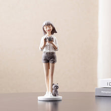 Load image into Gallery viewer, Summer Travel Girls Figurine