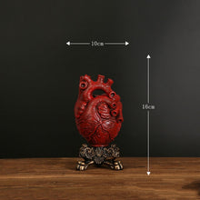Load image into Gallery viewer, Heart Shaped Vase