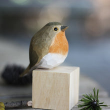 Load image into Gallery viewer, Wooden Bird Figurines