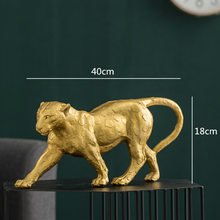 Load image into Gallery viewer, Golden Bull & Bear Statues