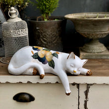 Load image into Gallery viewer, Bloomy Cat
