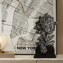 Load image into Gallery viewer, Nordic Lion Statue
