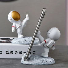 Load image into Gallery viewer, Astronaut Phone Holder
