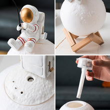 Load image into Gallery viewer, Star Catcher Astronaut Humidifier
