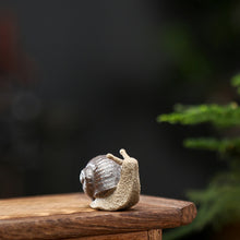 Load image into Gallery viewer, Ceramic Snail Ornament
