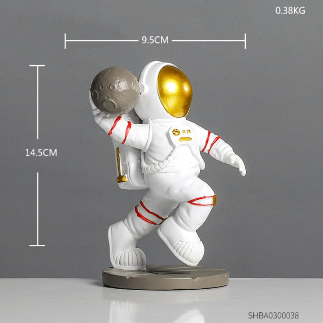 Dunk/Yoga Astronaut Figurine